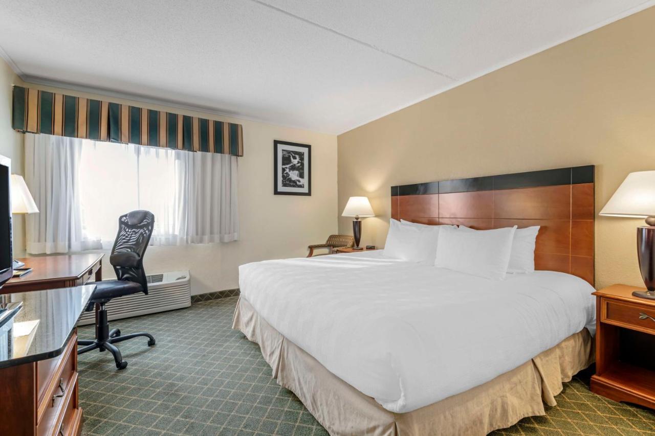 Best Western Plus Augusta Civic Center Inn Extérieur photo