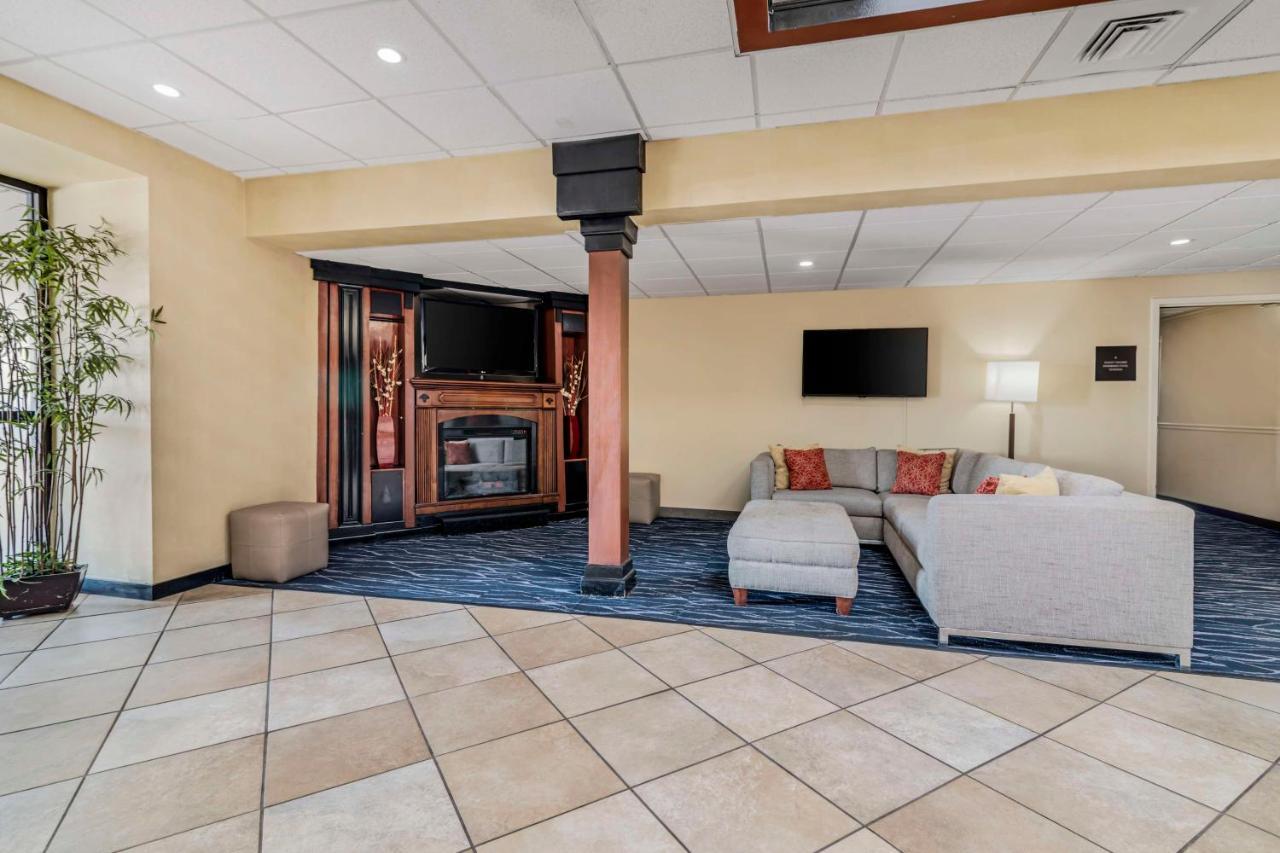 Best Western Plus Augusta Civic Center Inn Extérieur photo