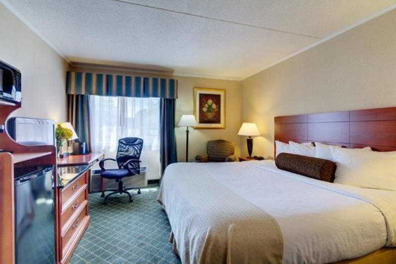 Best Western Plus Augusta Civic Center Inn Extérieur photo